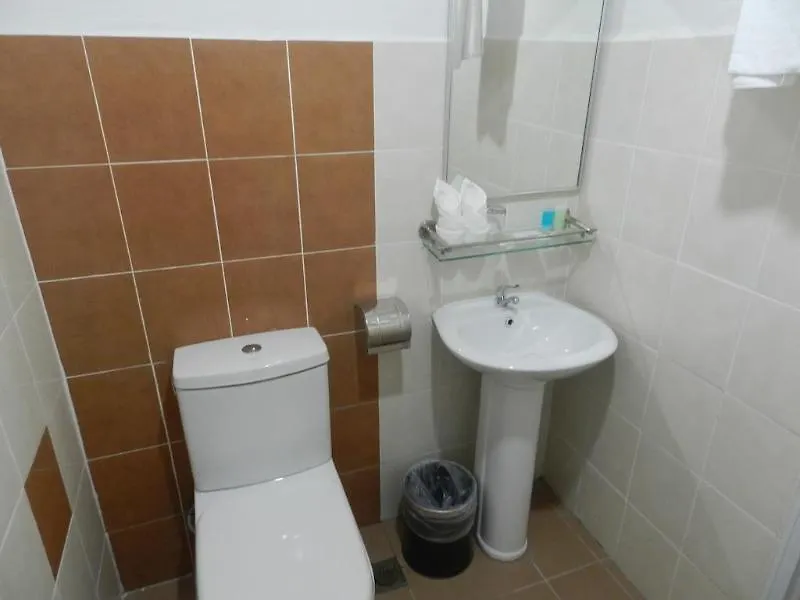 Geopark Hotel Kuah Langkawi 2*,